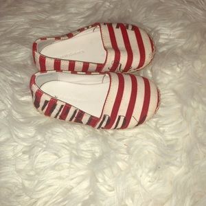 Toddler Burberry flats worn 2 times